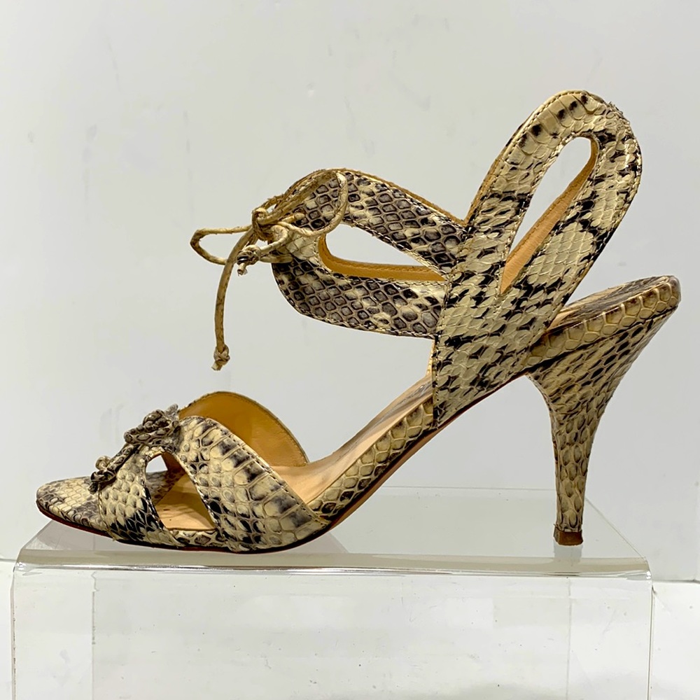 Snakeskin sandal cut out ISA TAPIA Filipa